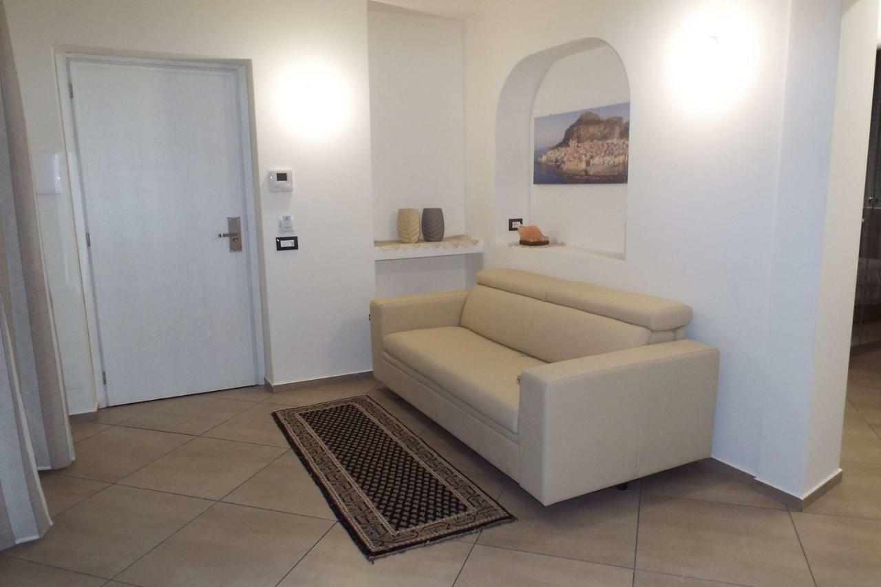 Cefalu Studio Room And Apartments エクステリア 写真