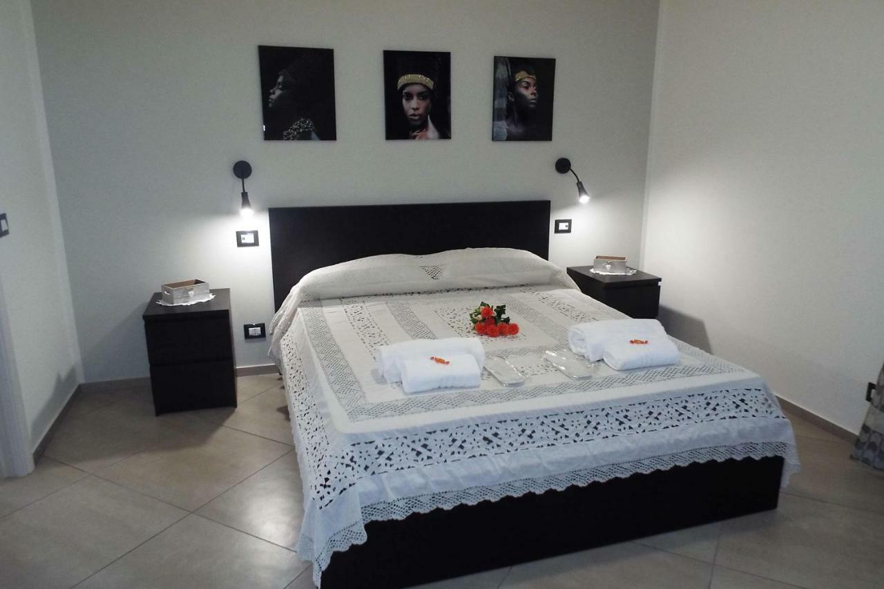 Cefalu Studio Room And Apartments エクステリア 写真