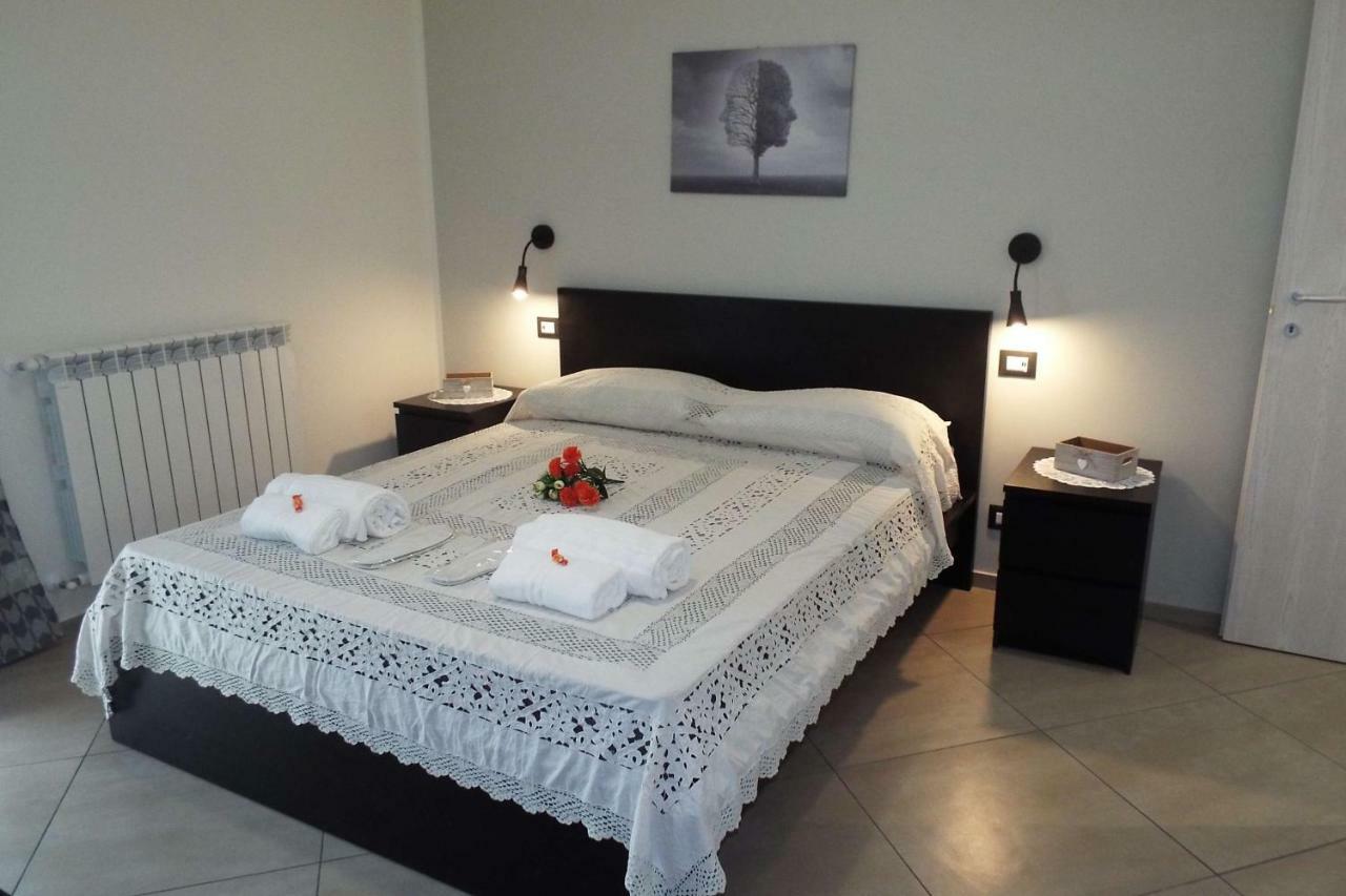 Cefalu Studio Room And Apartments エクステリア 写真