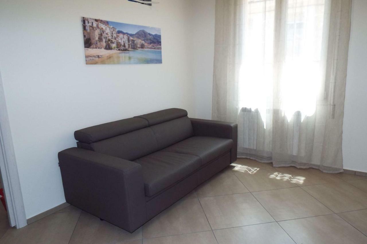 Cefalu Studio Room And Apartments エクステリア 写真